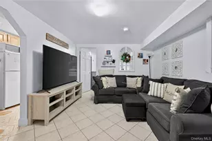 1543 Hollywood Ave, Bronx, NY 10461 - Photo 13