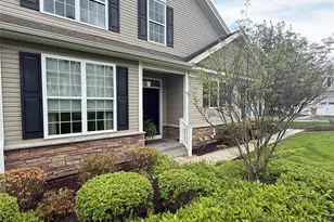 30 Pritchard Ct, Fishkill, NY 12524 - Photo 3