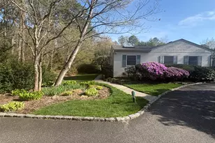54 Old Brook Rd, Dix Hills, NY 11746 - Photo 13