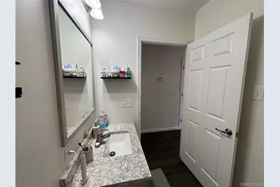 1661 Old Country Road #563, Riverhead, NY 11901 - Photo 19