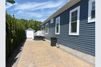 1661 Old Country Road #563, Riverhead, NY 11901 - Photo 3