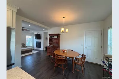 1661 Old Country Road #563, Riverhead, NY 11901 - Photo 15