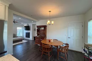 1661 Old Country Rd, Riverhead, NY 11901 - Photo 15