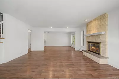 13 Dellworth Drive, Yorktown Heights, NY 10598 - Photo 5