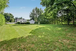 13 Dellworth Dr, Yorktown Heights, NY 10598 - Photo 41