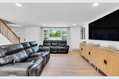 338 Easton Street, Ronkonkoma, NY 11779 - Photo 7
