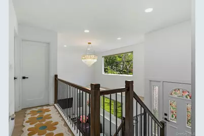 155 Brooklyn Avenue, Greenlawn, NY 11743 - Photo 21
