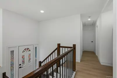 155 Brooklyn Avenue, Greenlawn, NY 11743 - Photo 15