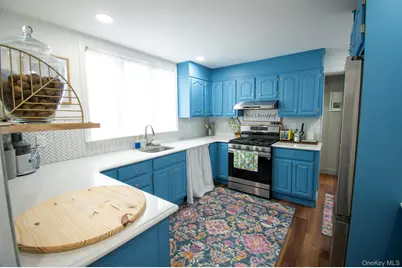 671 Arlington Avenue, Baldwin, NY 11510 - Photo 15