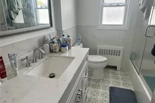 1741 Warren Pl, Merrick, NY 11566 - Photo 5