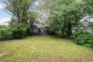 1644 Meadowbrook Rd, Merrick, NY 11566 - Photo 21