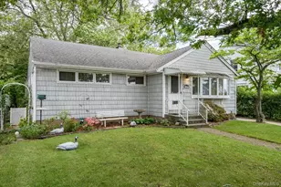 1644 Meadowbrook Rd, Merrick, NY 11566 - Photo 3