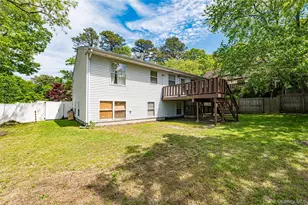 34 Roberts St, Mastic, NY 11950 - Photo 17