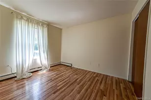 34 Roberts St, Mastic, NY 11950 - Photo 9