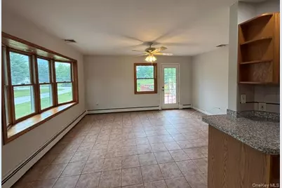 32 Louise Lane, Hopewell Junction, NY 12533 - Photo 5
