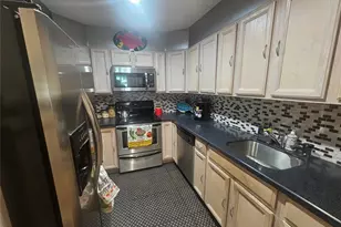 1337 Broadway, Hewlett, NY 11557 - Photo 5