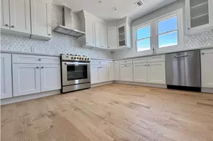 851 W Bay Dr, West Islip, NY 11795 - Photo 29