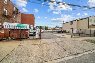 402 Jericho Tpke, New Hyde Park, NY 11040 - Photo 15