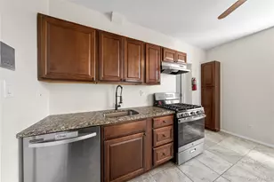 402 Jericho Tpke, New Hyde Park, NY 11040 - Photo 3