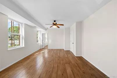 402 Jericho Turnpike #1, New Hyde Park, NY 11040 - Photo 7