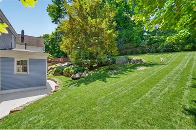 15 Desmond Avenue, Bronxville, NY 10708 - Photo 41
