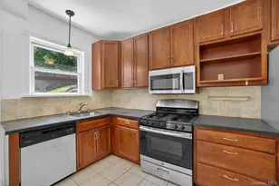 15 Desmond Ave, Bronxville, NY 10708 - Photo 21