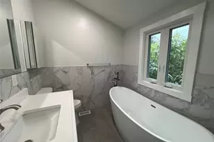21 Prime Ave, Huntington, NY 11743 - Photo 15