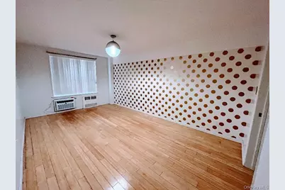 142-05 Roosevelt Avenue #415, Flushing, NY 11354 - Photo 11