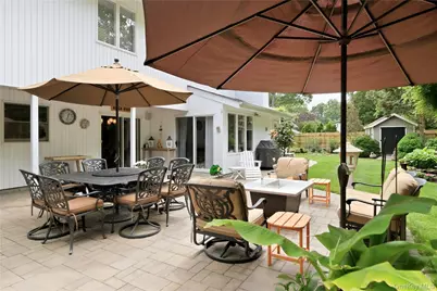 16 Wildwood Court, East Islip, NY 11730 - Photo 45