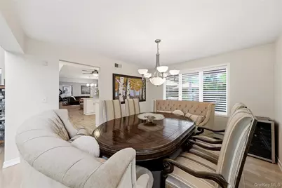 16 Wildwood Court, East Islip, NY 11730 - Photo 9