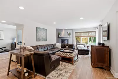 16 Wildwood Court, East Islip, NY 11730 - Photo 11