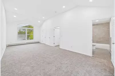 613 Bourdois Avenue, Bellport, NY 11713 - Photo 33