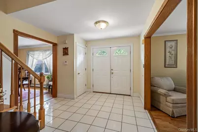 34 Marietta Drive, Pomona, NY 10970 - Photo 7