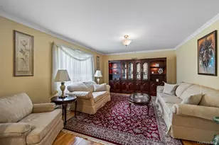 34 Marietta Dr, Pomona, NY 10970 - Photo 9