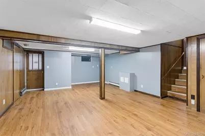 3962 Hahn Avenue, Bethpage, NY 11714 - Photo 31