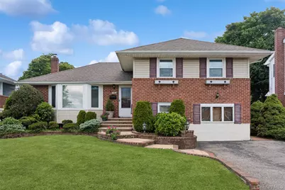 3962 Hahn Avenue, Bethpage, NY 11714 - Photo 1