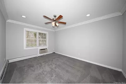 11 Pickwick Lane #11, North Babylon, NY 11703 - Photo 5