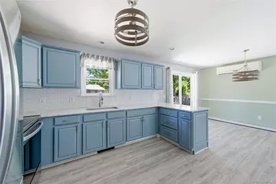103 Hampton Avenue, Mastic, NY 11950 - Photo 9