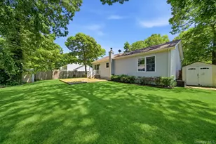 103 Hampton Ave, Mastic, NY 11950 - Photo 23