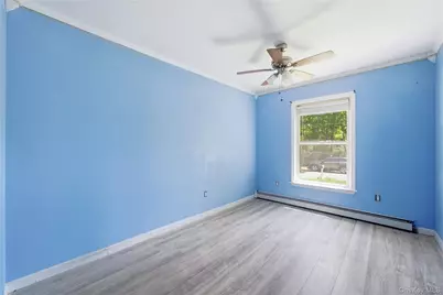 103 Hampton Avenue, Mastic, NY 11950 - Photo 17