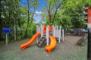 7 Balint Dr, Yonkers, NY 10710 - Photo 19