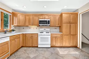 81 Poplar St, Nanuet, NY 10954 - Photo 11