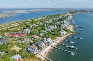 56 Oak Beach Rd, Babylon, NY 11702 - Photo 29