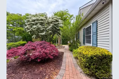 32 4th Avenue, Rocky Point, NY 11778 - Photo 3