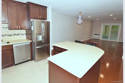 20804 Robert Road #189 L, Bayside, NY 11360 - Photo 3