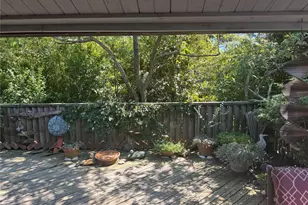 780 Surf Rd, Corneille Estates, NY 11770 - Photo 3