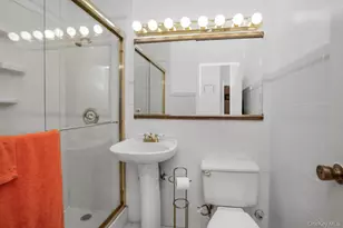 2500 Johnson Ave, Bronx, NY 10463 - Photo 11