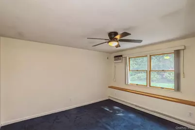 115 Clarendon Road, Ronkonkoma, NY 11779 - Photo 31