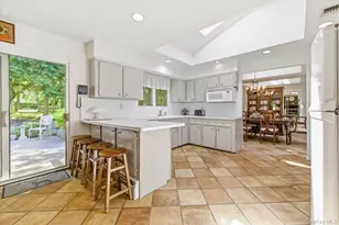 7 Deer Path, Port Jefferson, NY 11777 - Photo 9