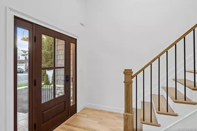 92 Biltmore Boulevard, Massapequa, NY 11758 - Photo 5